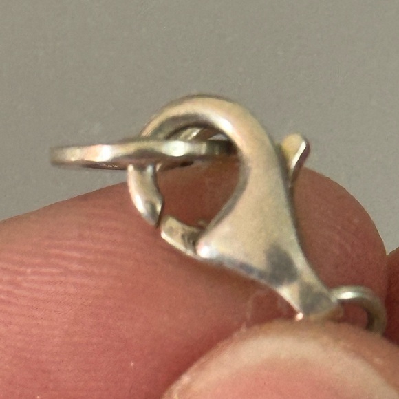 Silpada Retired Sterling Silver Hammered Teardrop Necklace - Picture 4 of 5